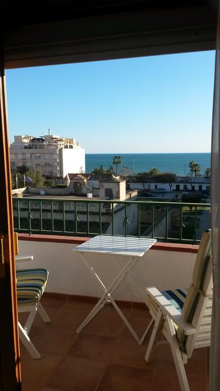 Atico En Rincon De La Victoria Apartment Exterior photo