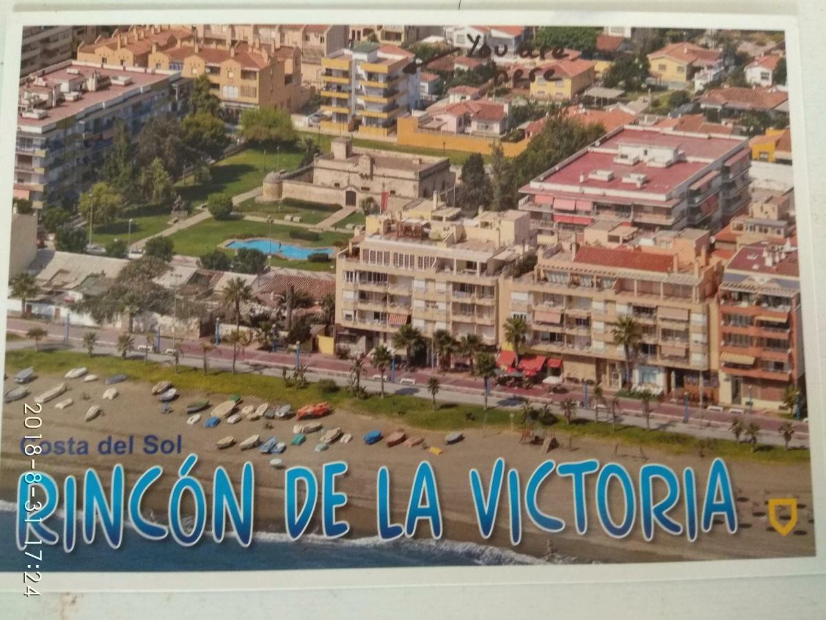 Atico En Rincon De La Victoria Apartment Exterior photo
